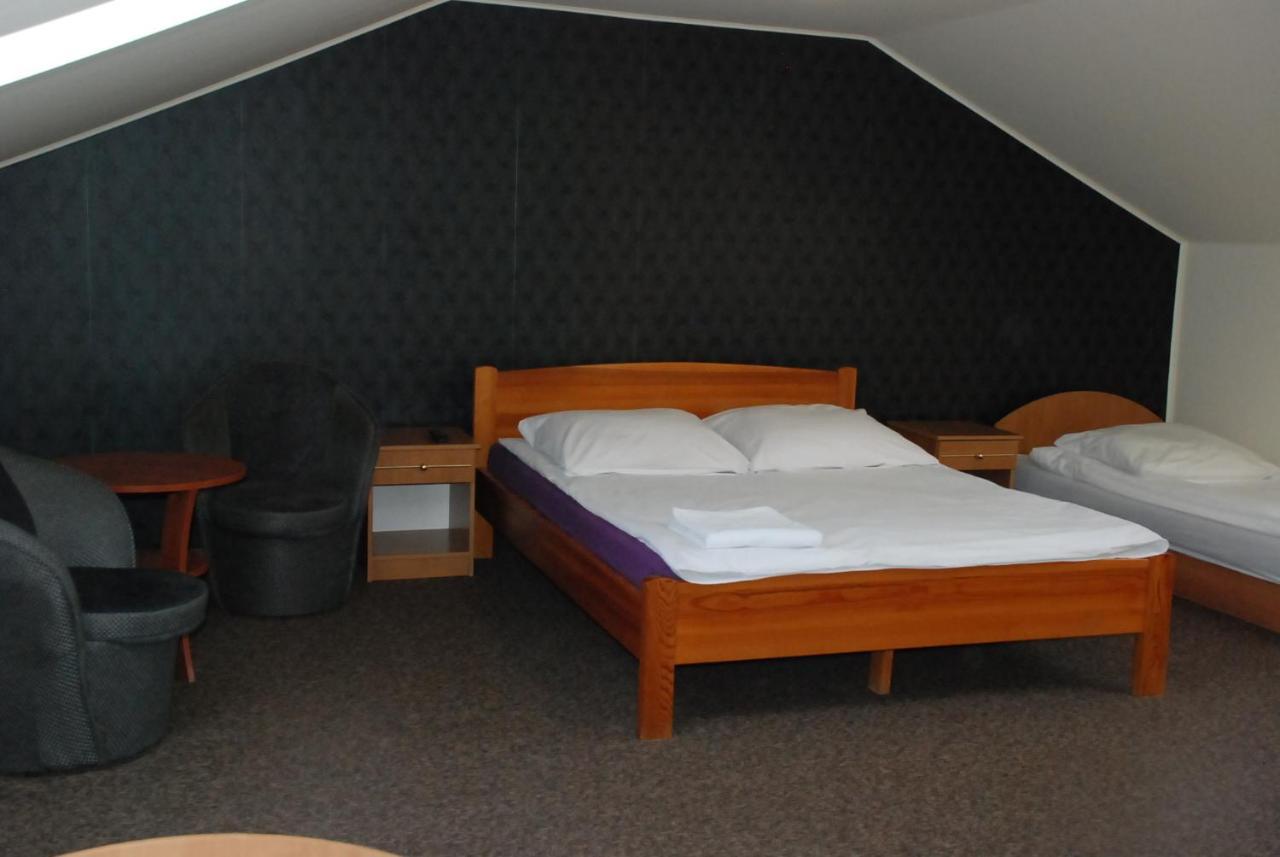 Hotelik Manhatan Radzyn Podlaski Εξωτερικό φωτογραφία