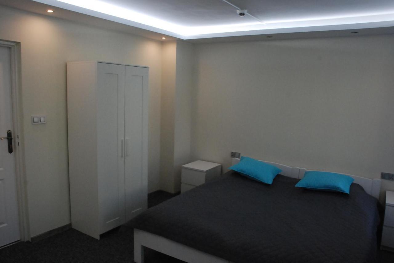 Hotelik Manhatan Radzyn Podlaski Εξωτερικό φωτογραφία